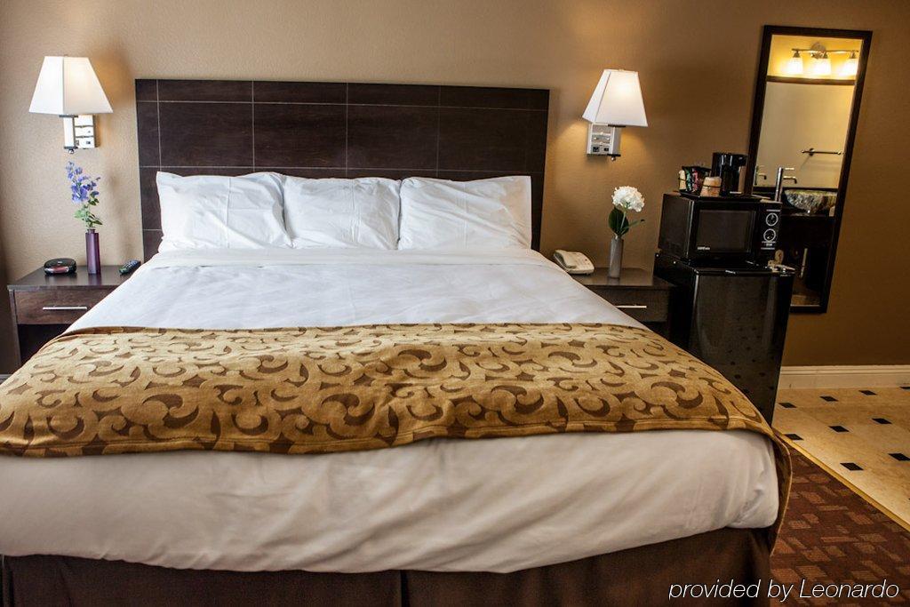 Marinwood Inn & Suites Новато Екстер'єр фото
